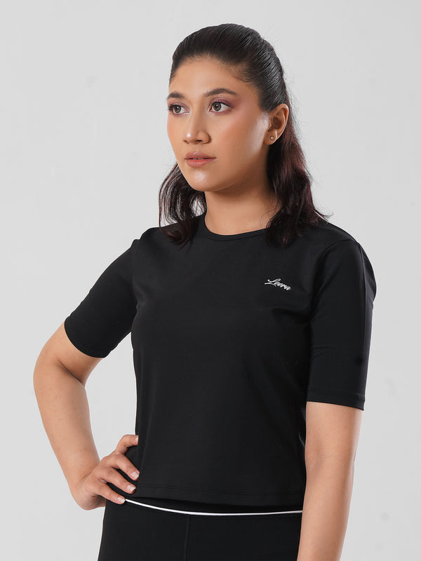 Leera Everyday Top in Black